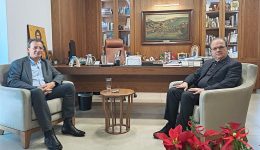 me-ton-dimarcho-ke-ton