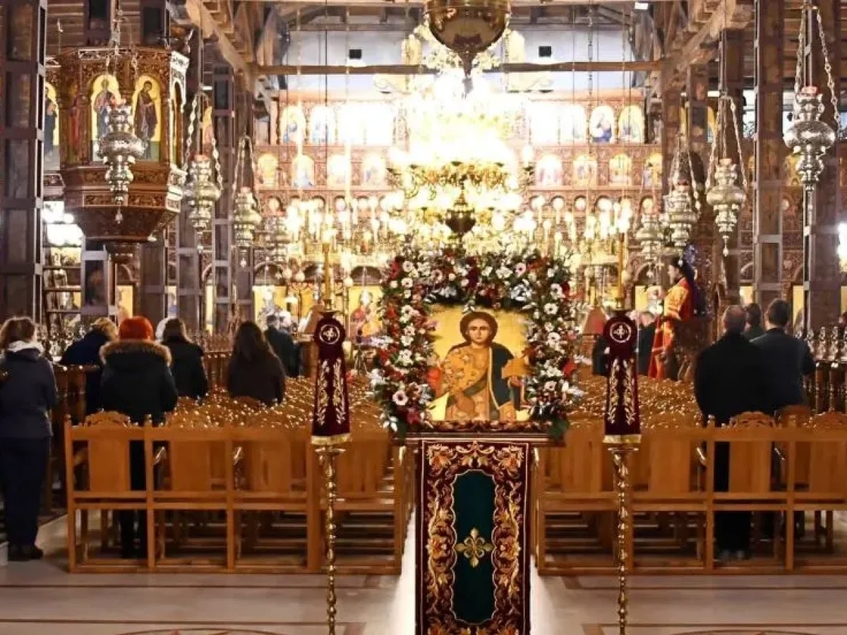 Με βυζαντινή μεγαλοπρέπεια η Αρναία τίμησε τον προστάτη της, Άγιο Στέφανο