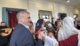 melodies-kalanta-ke-giortines-efches