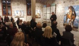 metaxi-mnimis-ke-simvolismou-egkeniastike