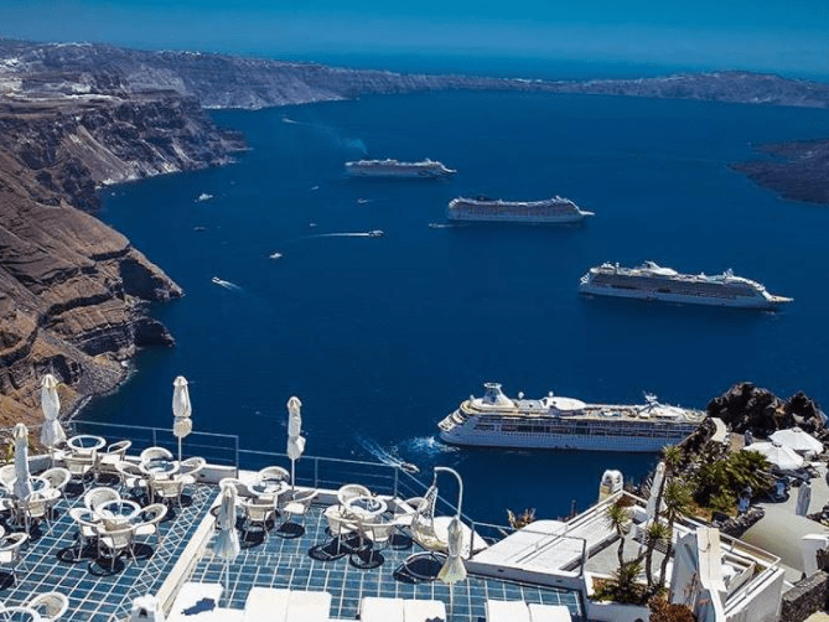 Μύκονος και Σαντορίνη: Κρατική επιχορήγηση 7εκ. ευρώ από τα τέλη κρουαζιέρας – Τι θα εισπράξει κάθε Δήμος