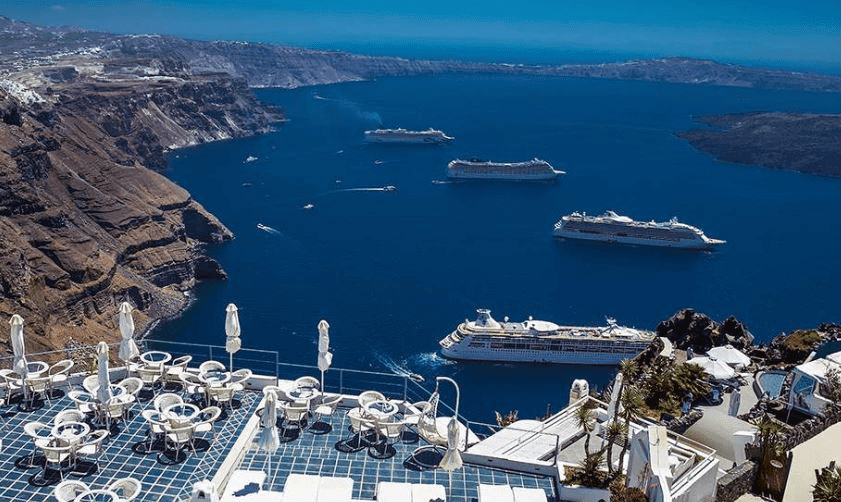 mikonos-ke-santorini-kratiki-epichorigisi