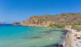 milos-chirofreno-stis-megales