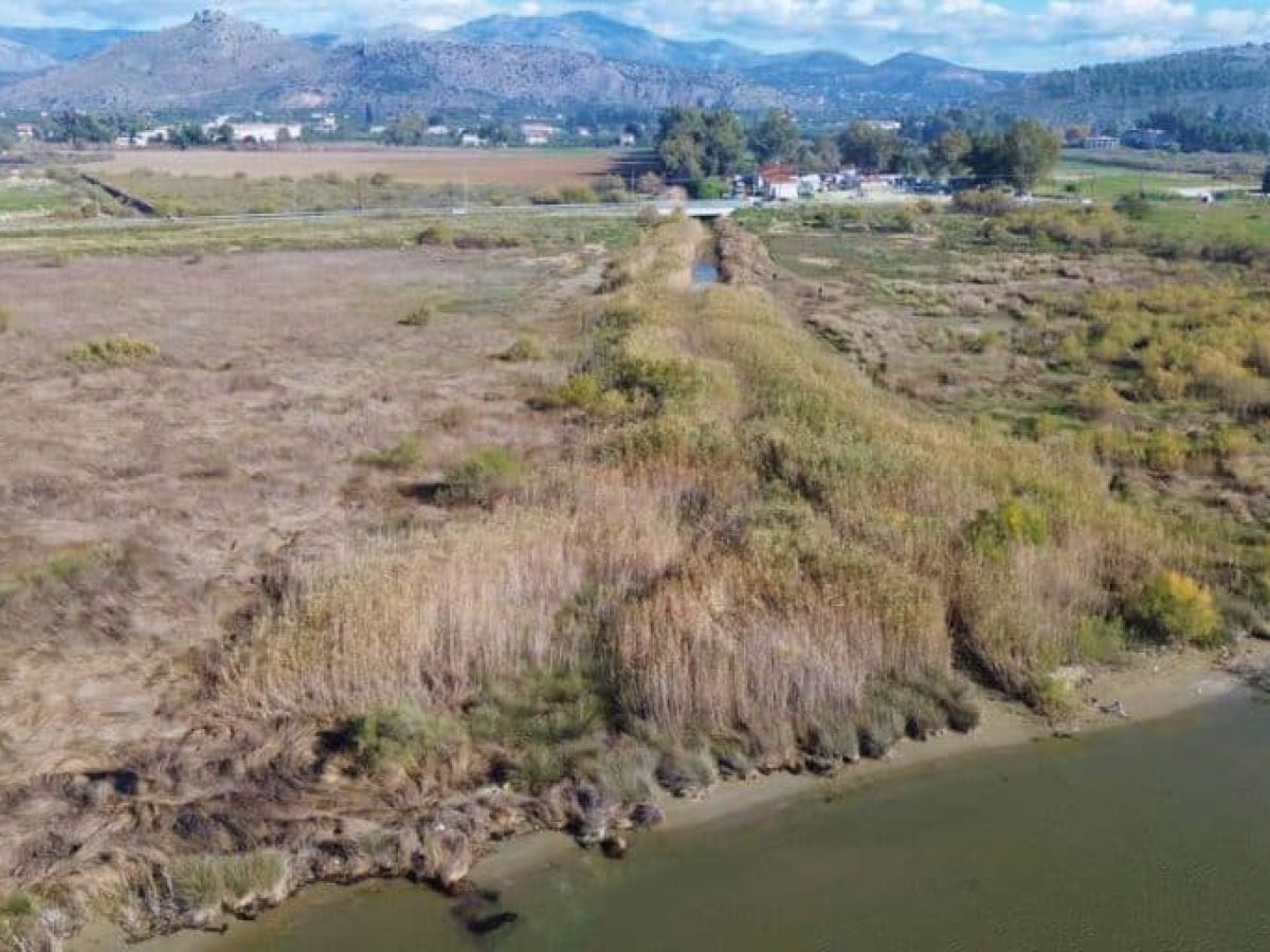 Ναύπλιο: Δουλέψτε και λίγο στην Περιφέρεια… 8 χρόνια ακαθάριστο το φραγμένο τμήμα του χειμάρρου Ραμαντάνη!