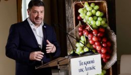 nikos-chardalias-o-attikos-ampelonas