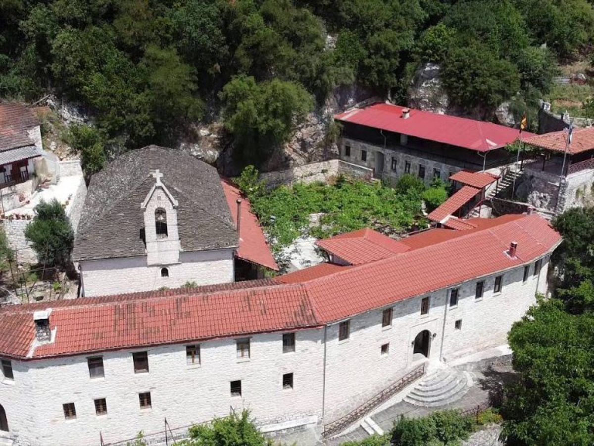 Ο Πολιτιστικός Σύλλογος Νεράιδας στηρίζει τα παιδιά του οικοτροφείου της Μονής Ντουραχάνης