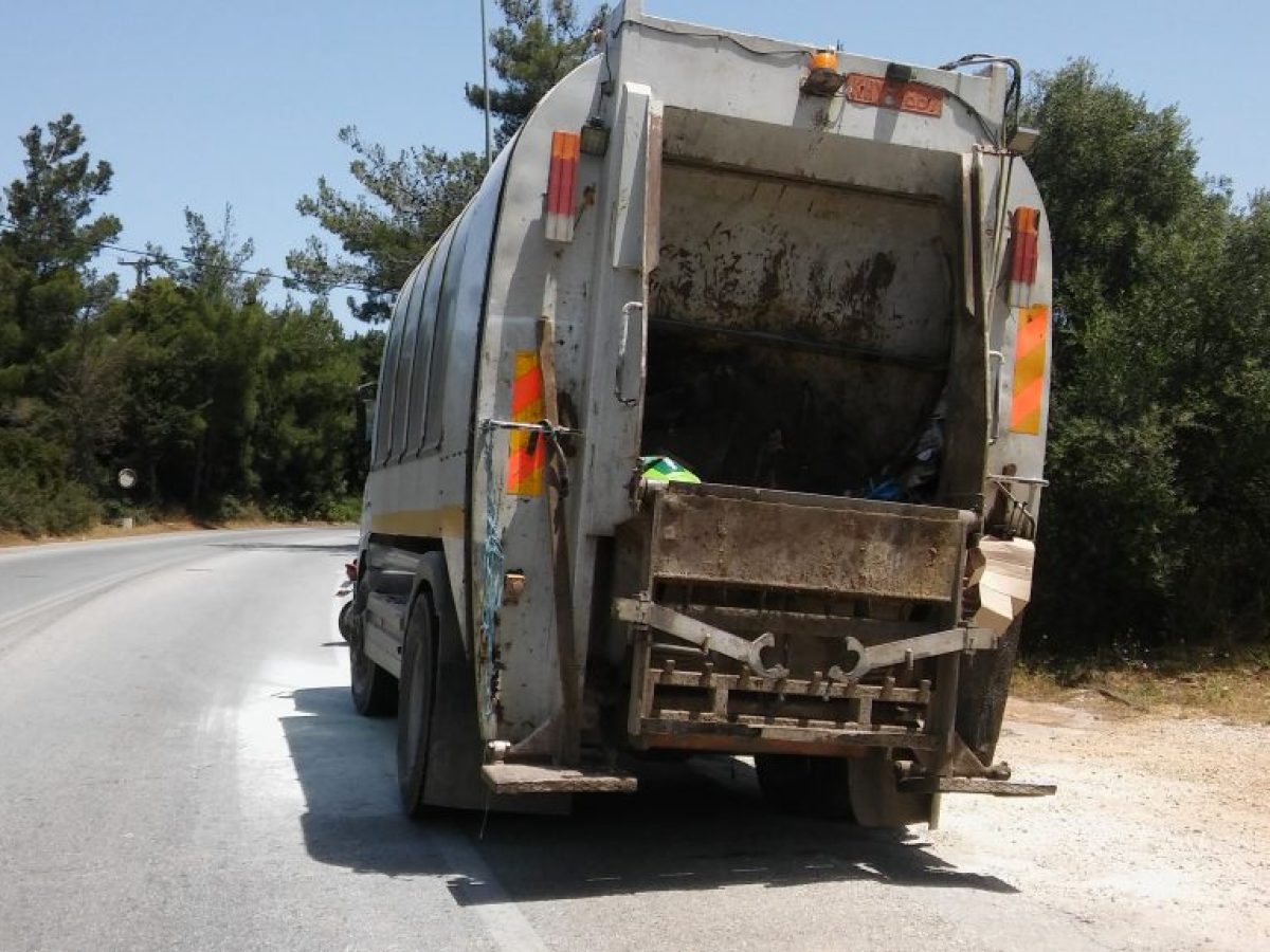 &Omicron;&rho;&gamma;ή &tau;&eta;&sigmaf; &Pi;&Omicron;&Epsilon;-&Omicron;&Tau;&Alpha; &mu;&epsilon;&tau;ά &tau;&omicron; &epsilon;&rho;&gamma;&alpha;&tau;&iota;&kappa;ό &alpha;&tau;ύ&chi;&eta;&mu;&alpha; &sigma;&tau;&eta;&nu; &Kappa;ό&rho;&iota;&nu;&theta;&omicron;: &Sigma;&tau;&omicron; &nu;&omicron;&sigma;&omicron;&kappa;&omicron;&mu;&epsilon;ί&omicron; &tau;&rho;&epsilon;&iota;&sigmaf; &epsilon;&rho;&gamma;&alpha;&zeta;ό&mu;&epsilon;&nu;&omicron;&iota;