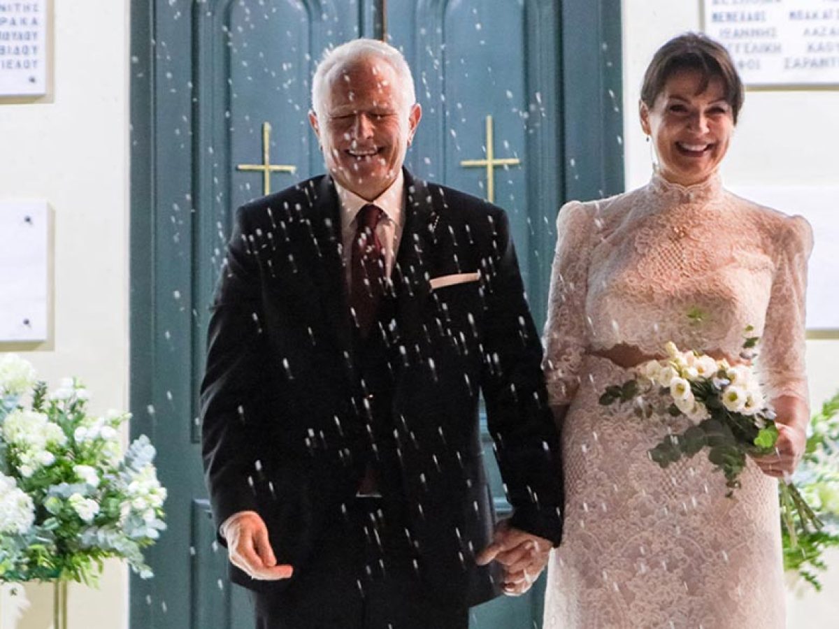 Παντρεύτηκαν ο Γιάννης Ραγκούσης και η Μαρίνα Κοντοτόλη