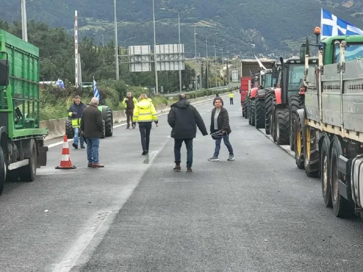 Πάτρα: Μπλόκο και πάλι στην Περιμετρική, θα ανοίξει μία λωρίδα παραμονές Πρωτοχρονιάς