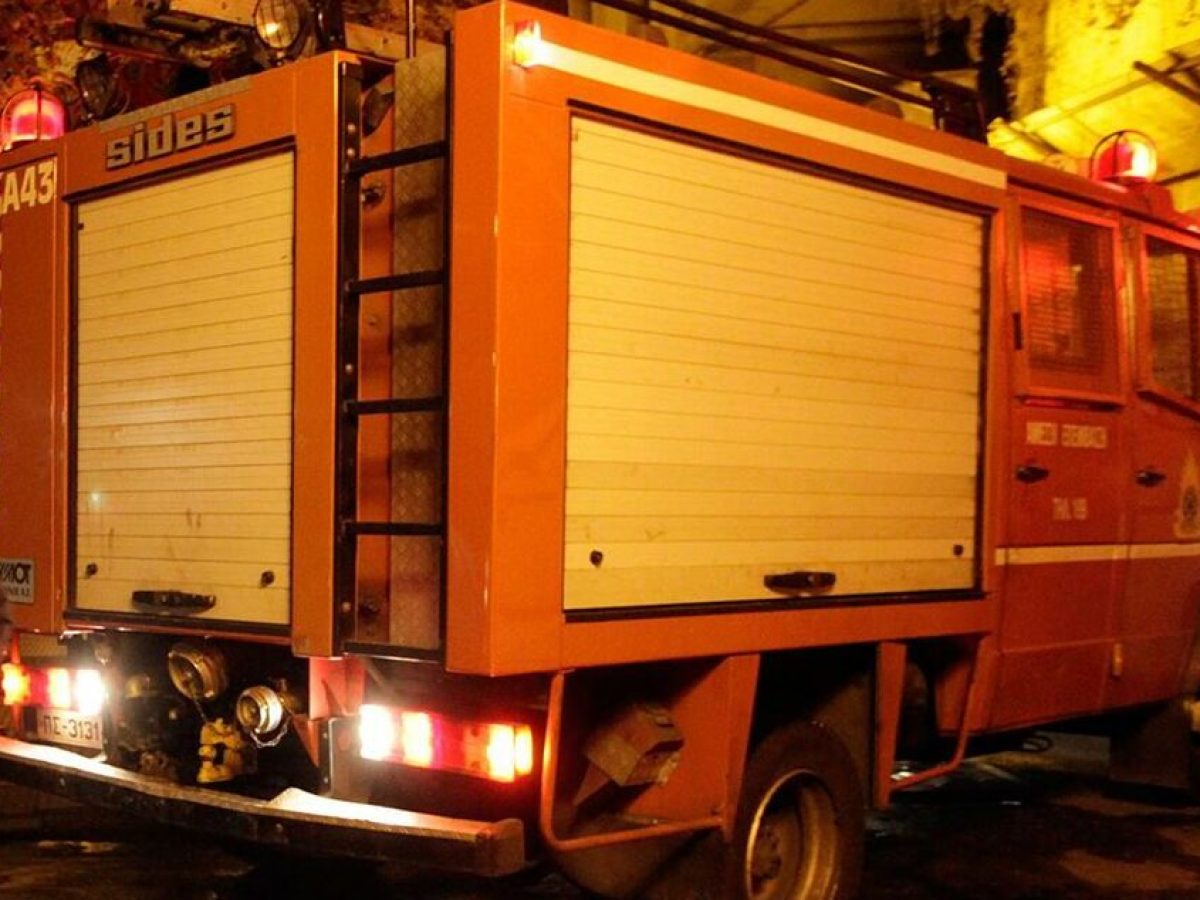 Πάτρα: Φλόγες σε μονοκατοικία