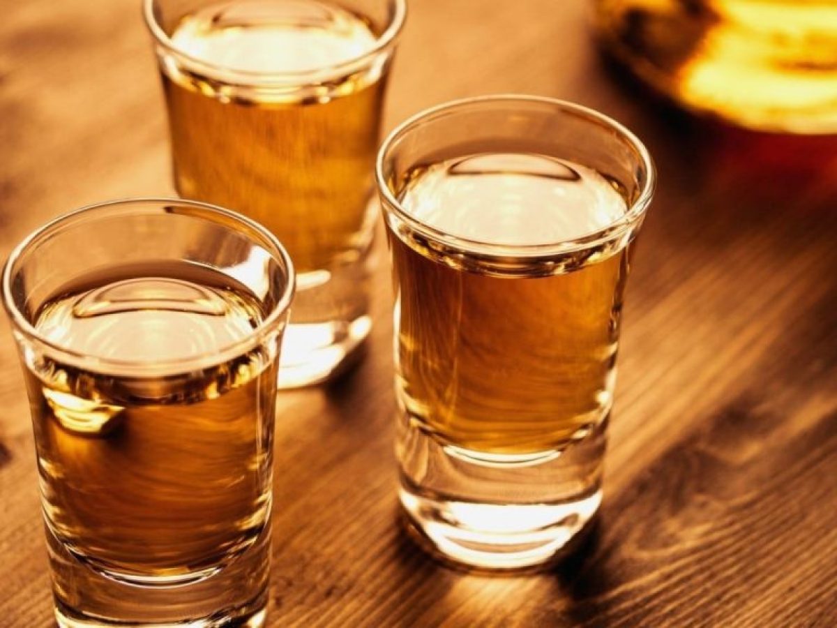 Πάτρα: Στο νοσοκομείο ένας 14χρονος και ένας 16χρονος έπειτα από κατανάλωση αλκοόλ