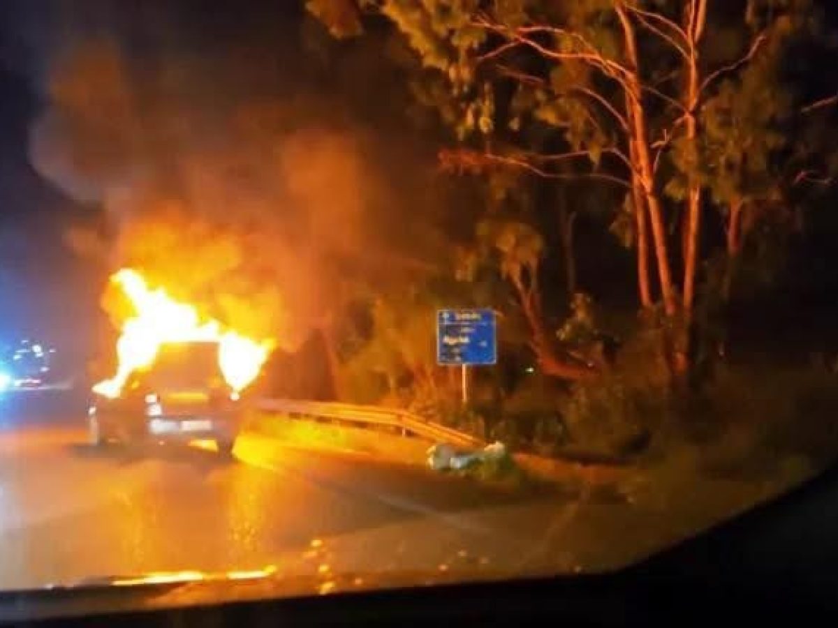 Πυρκαγιά σε εν κινήσει όχημα στον κόμβο Κουρλαμπά