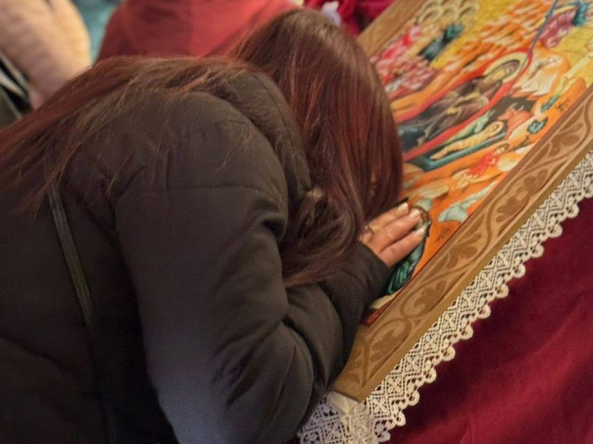 Πλήθος πιστών στους ναούς για τα Χριστούγεννα. Στον Ι.Ν. Ευαγγελισμού της Θεοτόκου ο Παραμυθίας Σεραπίων