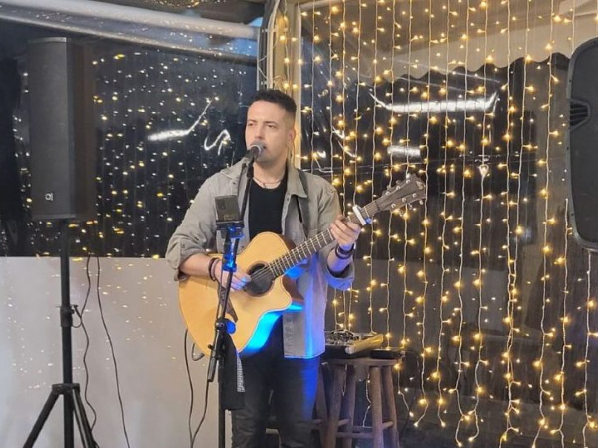 Πρωτοχρονιά μεσημέρι Στις Ελιές του Παππού