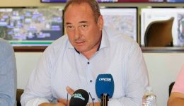 protochroniatika-dora-iche-gia-tis