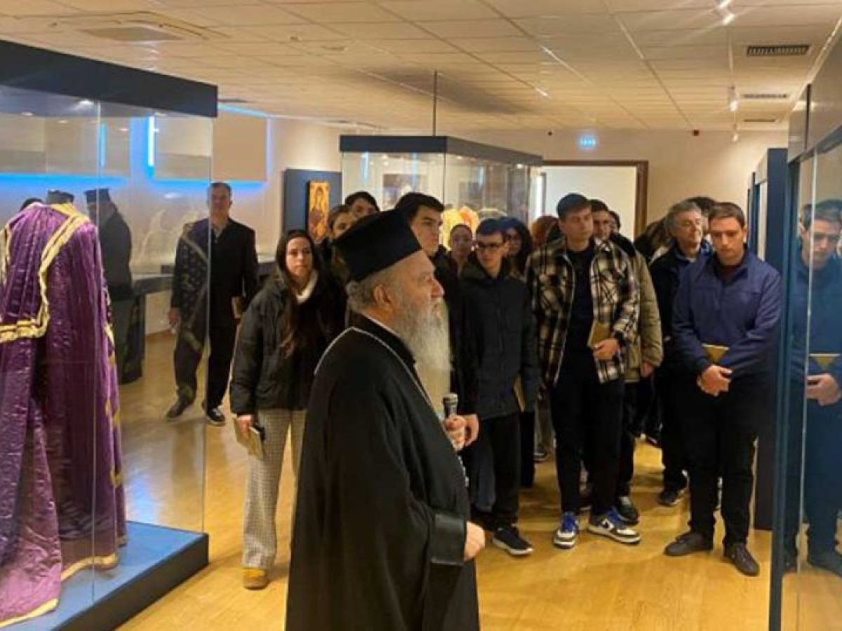 Πρωτοετής φοιτητές επισκέφθηκαν τον Μητροπολίτη Χαλκίδος