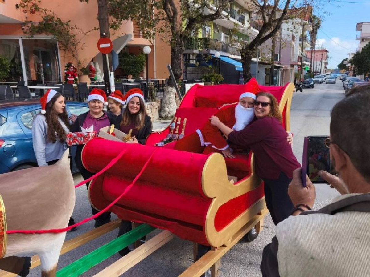 Πρωτότυπο εορταστικό χάπενινγκ του Αϊ Βασίλη στον Πόρο Κεφαλονιάς
