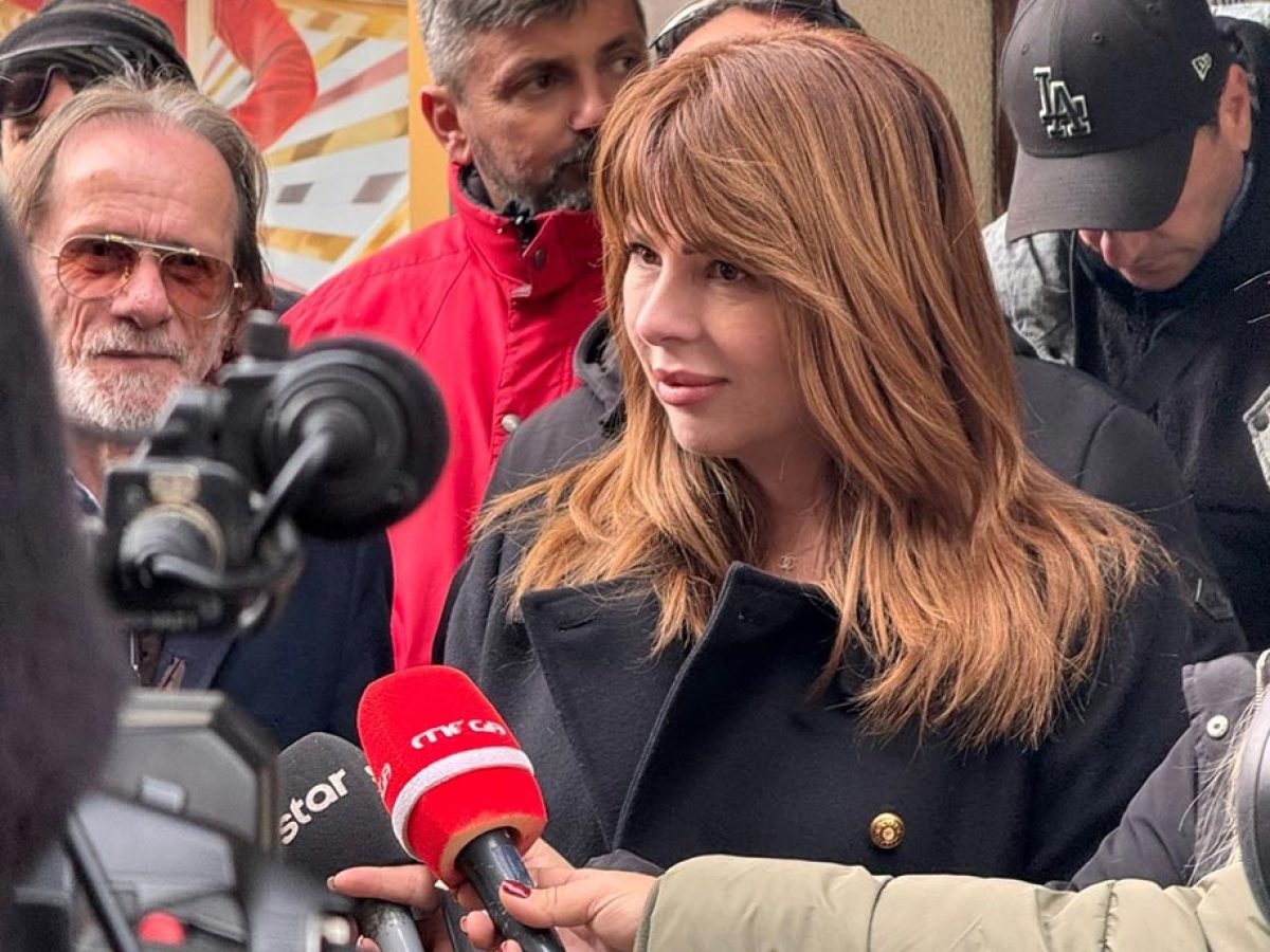 Ψήφισμα αγροτών στην Κατερίνα Παπακώστα – Τι λέχθηκε έξω από το γραφείο της;