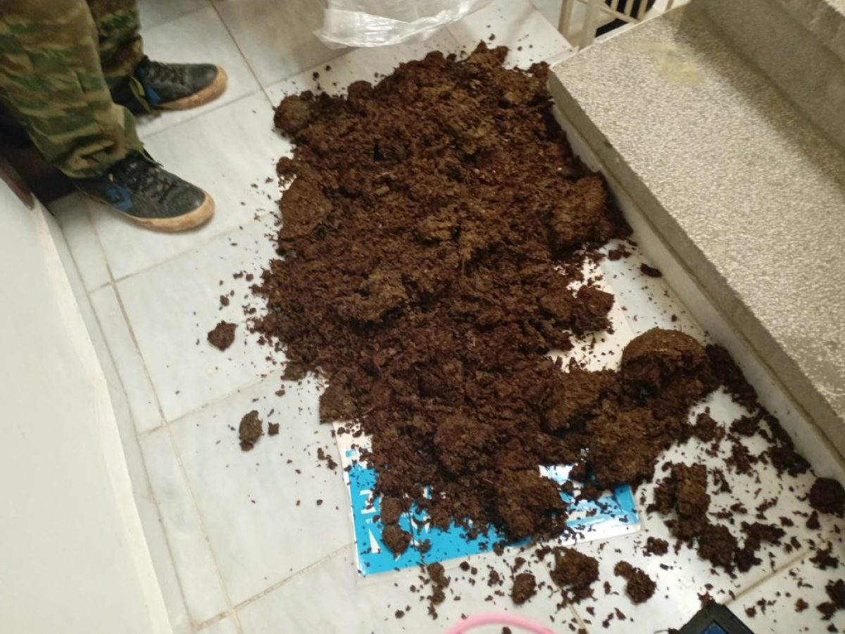 Πτολεμαΐδα: Διαμαρτυρία αγροτών του μπλόκου της Σιάτιστας έξω από το γραφείο του βουλευτή, Στάθη Κωνσταντινίδη