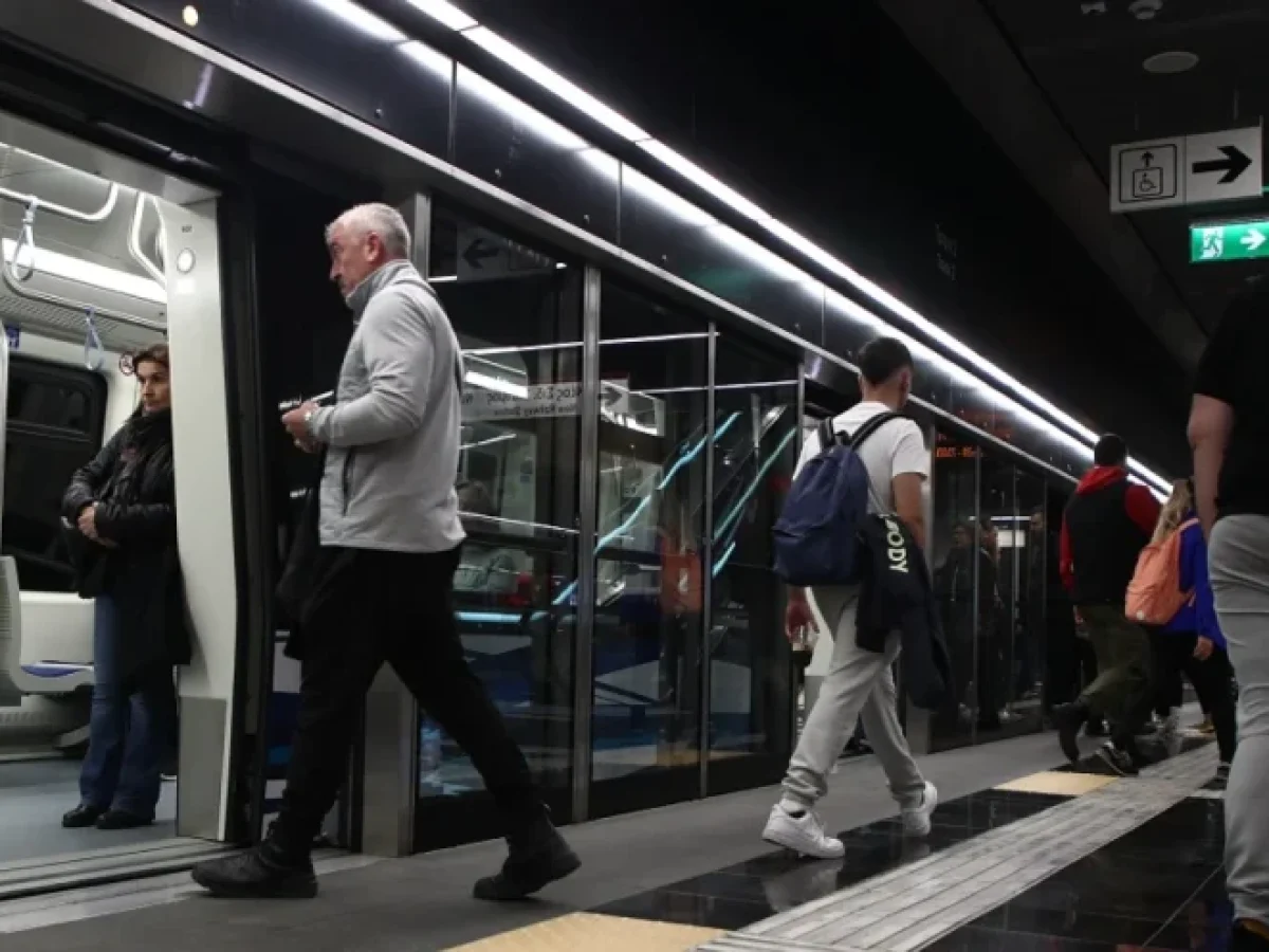 Σε 24ωρη λειτουργία και αύριο το Μετρό Θεσσαλονίκης – Ποιες γραμμές του ΟΑΣΘ κινούνται όλη τη νύχτα
