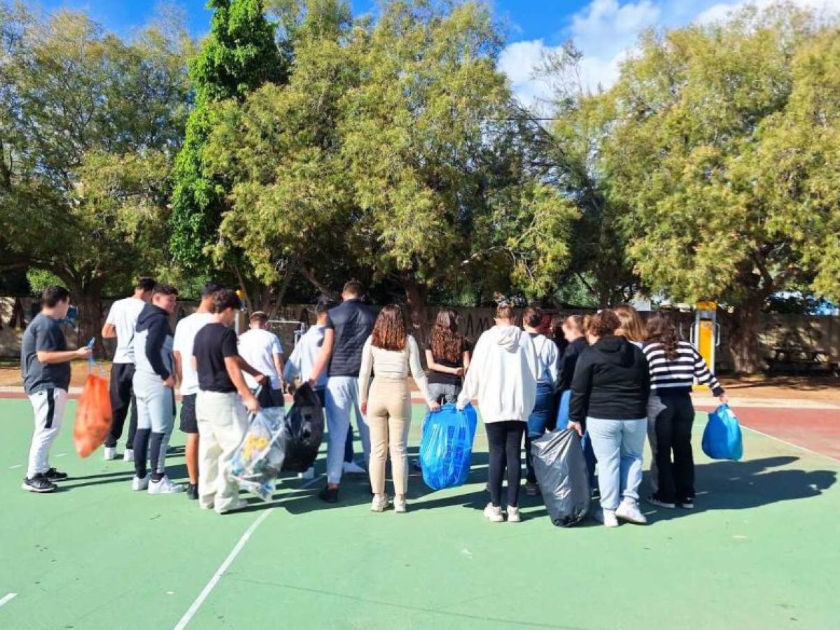 Συγχαρητήρια Καλογερή για την παγκόσμια διάκριση του ΓΕΛ Παλαιόχωρας στο πρόγραμμα «Plastic Clever Schools»