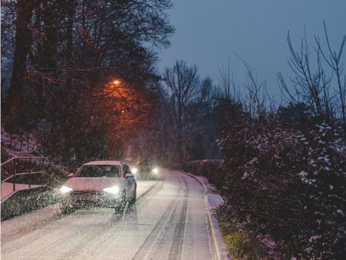 Στα λευκα ο Ασπροπόταμος με την κακοκαιρία να δείχνει άγριες διαθέσεις παραμονή Χριστουγέννων