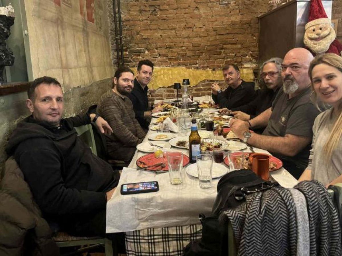 Στα “Μεζεδοκαμώματα” το μεσημέρι των Χριστουγέννων ο Δημήτρης Μπάσης με τους συνεργάτες του