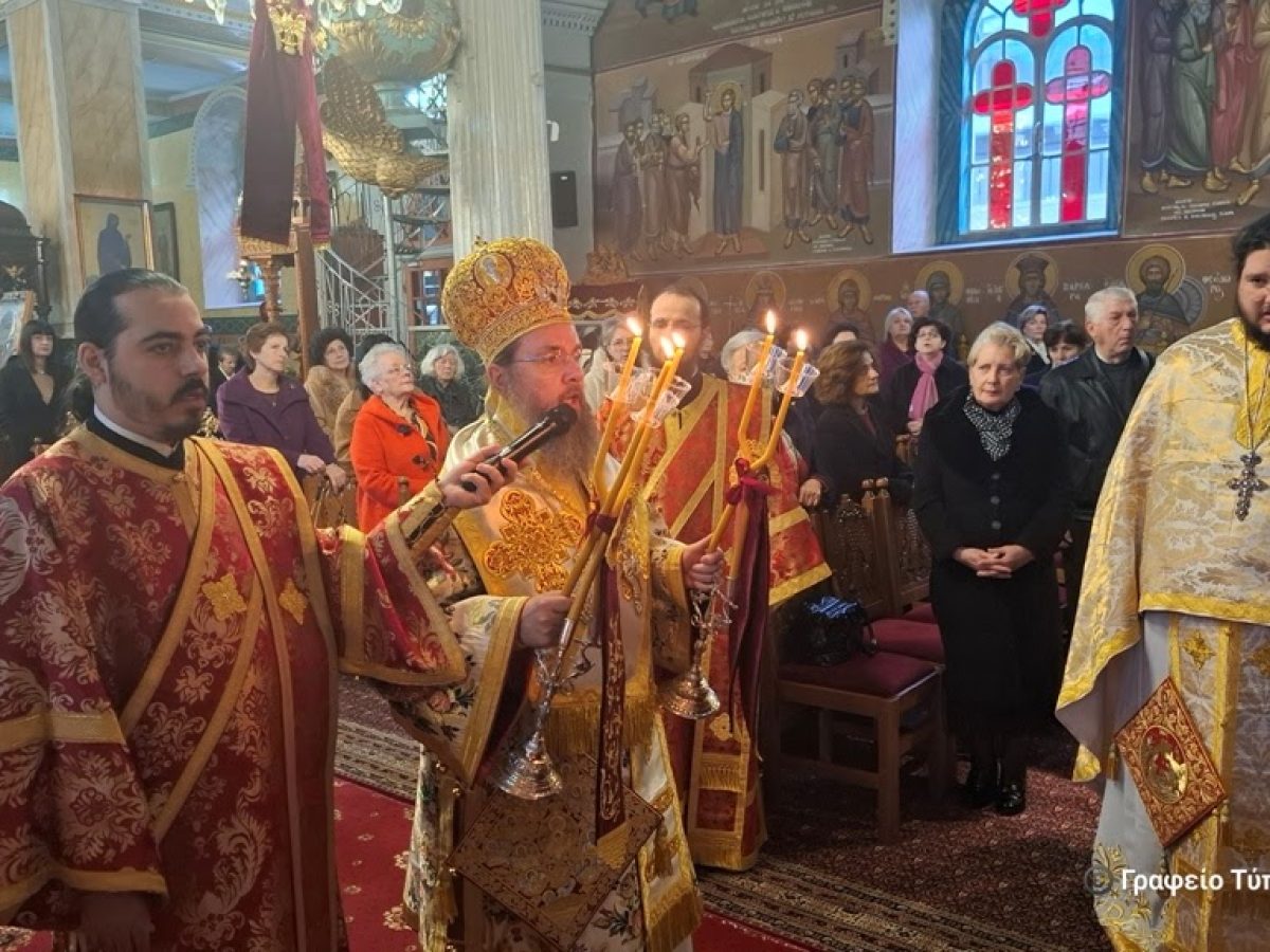 &Sigma;&tau;&eta;&nu; &Alpha;&gamma;ί&alpha; &Pi;&alpha;&rho;&alpha;&sigma;&kappa;&epsilon;&upsilon;ή &Mu;&epsilon;&sigma;&omicron;&lambda;&omicron;&gamma;&gamma;ί&omicron;&upsilon; &omicron; &Mu;&eta;&tau;&rho;&omicron;&pi;&omicron;&lambda;ί&tau;&eta;&sigmaf; &tau;&eta;&nu; &delta;&epsilon;ύ&tau;&epsilon;&rho;&eta; &eta;&mu;έ&rho;&alpha; &tau;&omega;&nu; &Chi;&rho;&iota;&sigma;&tau;&omicron;&upsilon;&gamma;έ&nu;&nu;&omega;&nu;