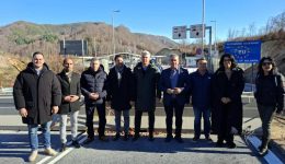 ston-dimo-mikis-o-christodoulos