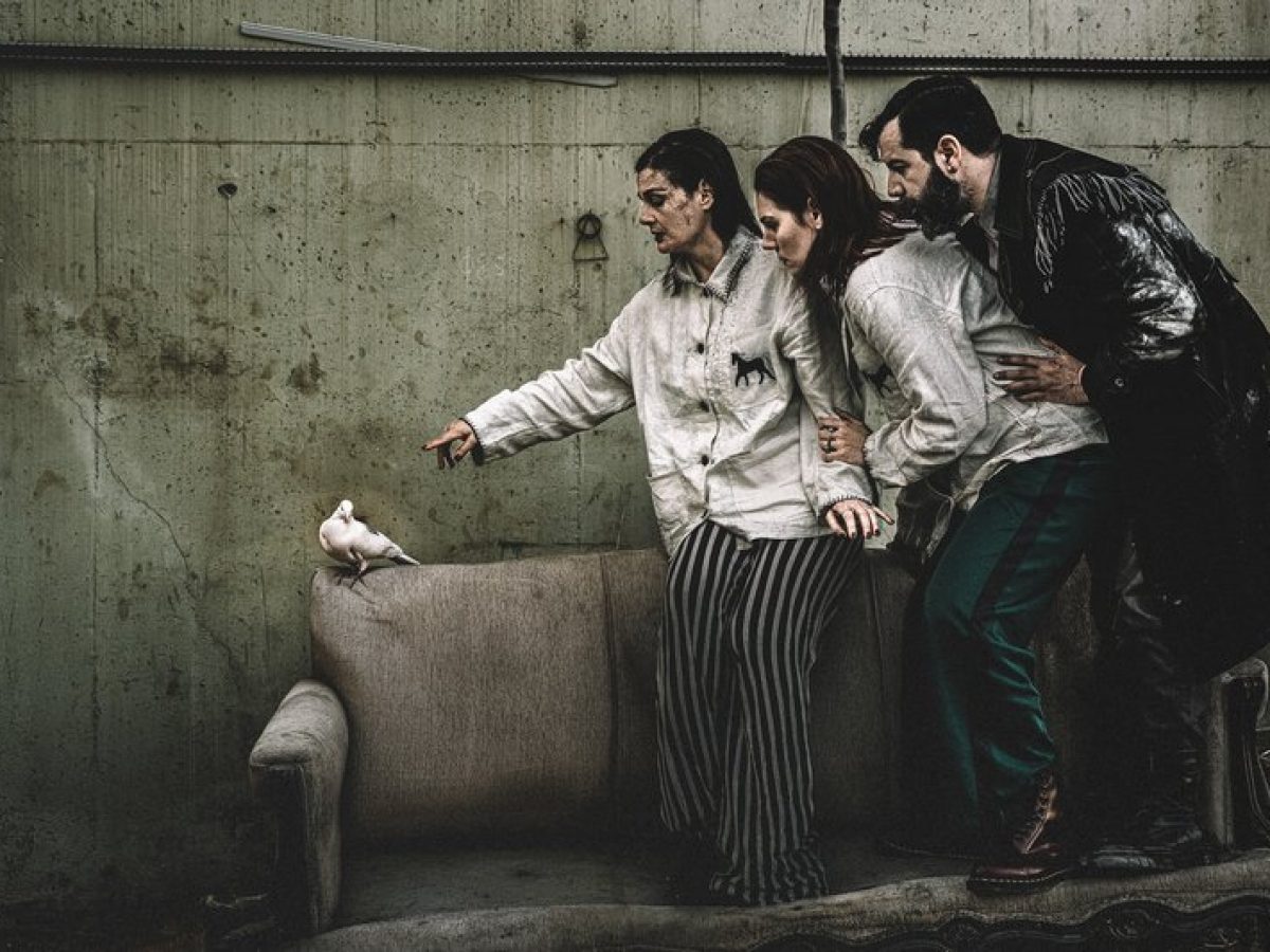 Τα Περιστέρια Δεν Τιτιβίζουν | Θέατρο Alte Fablon