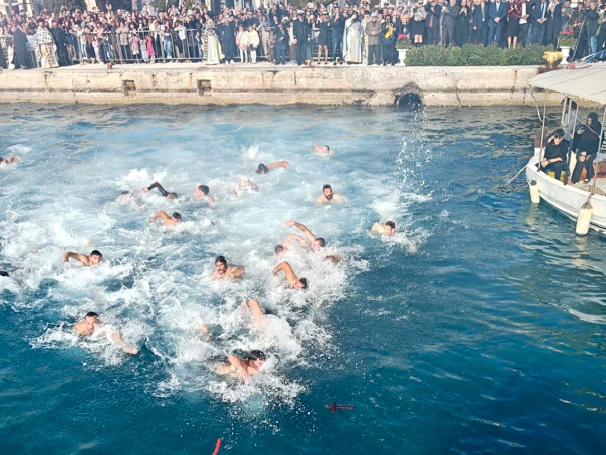 Θεοφάνια 2026: Δηλώσεις συμμετοχής κολυμβητών από το Λιμεναρχείο Σύρου