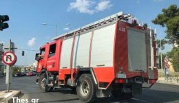 thessaloniki-fotia-se-spiti-stin