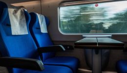 ti-ipe-i-Hellenic-Train