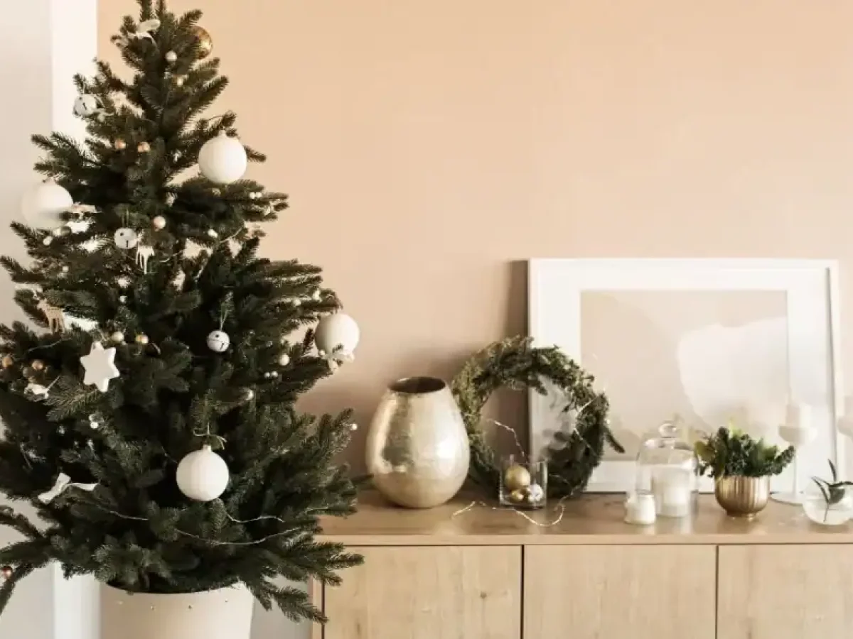 Τι Να Τακτοποιήσετε Μισή Ώρα Πριν Έρθουν οι Καλεσμένοι τα Χριστούγεννα