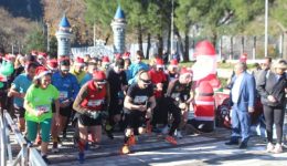 to-2o-Santa-Run-pilis