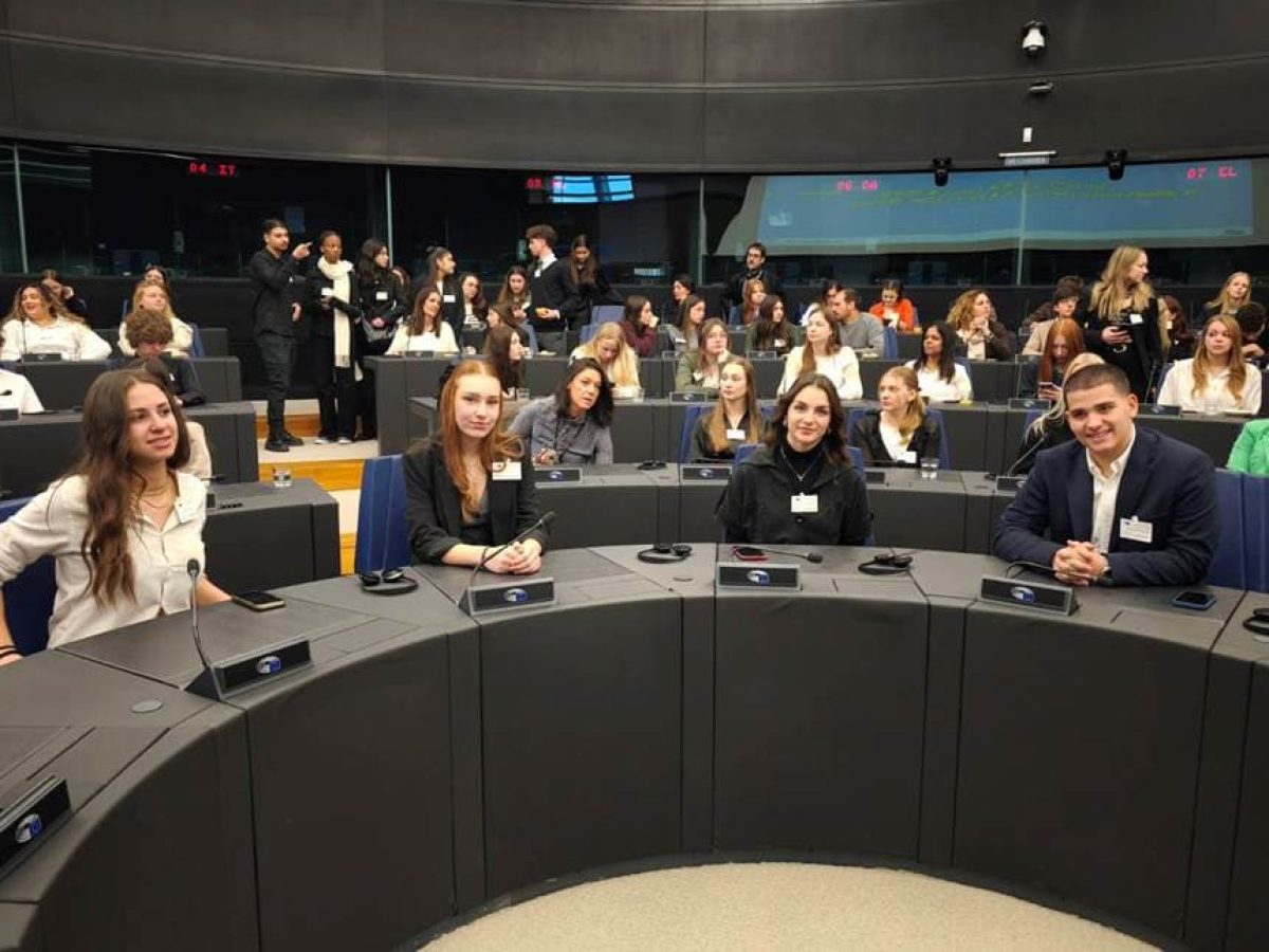 Το 2ο ΕΠΑΛ Κοζάνης στην τελετή απονομής του Βραβείου Ζαχάρωφ