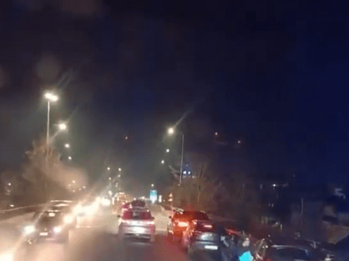 Τροχαίο στη Λάρισα: Καραμπόλα αυτοκινήτων στην Λεωφόρο Καραμανλή (ΒΙΝΤΕΟ)