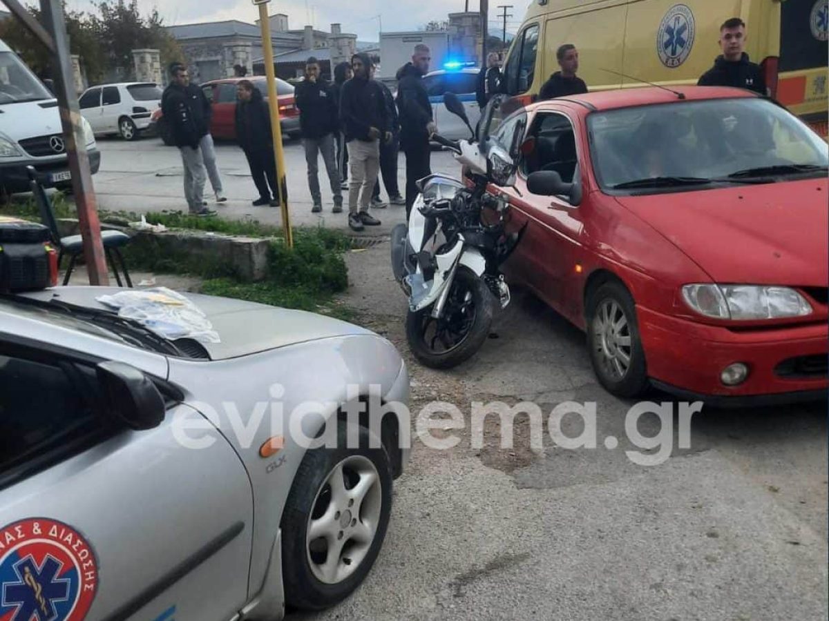 Τροχαίο στη Νέα Αρτάκη: ΙΧ συγκρούστηκε με δίκυκλο και εξαφανίστηκε – Τρεις τραυματίες