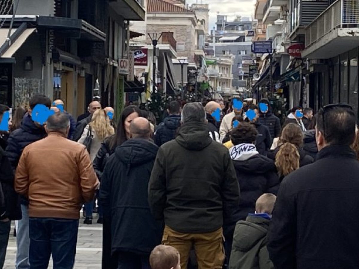 «Βούλιαξε» από κόσμο η Τρίπολη