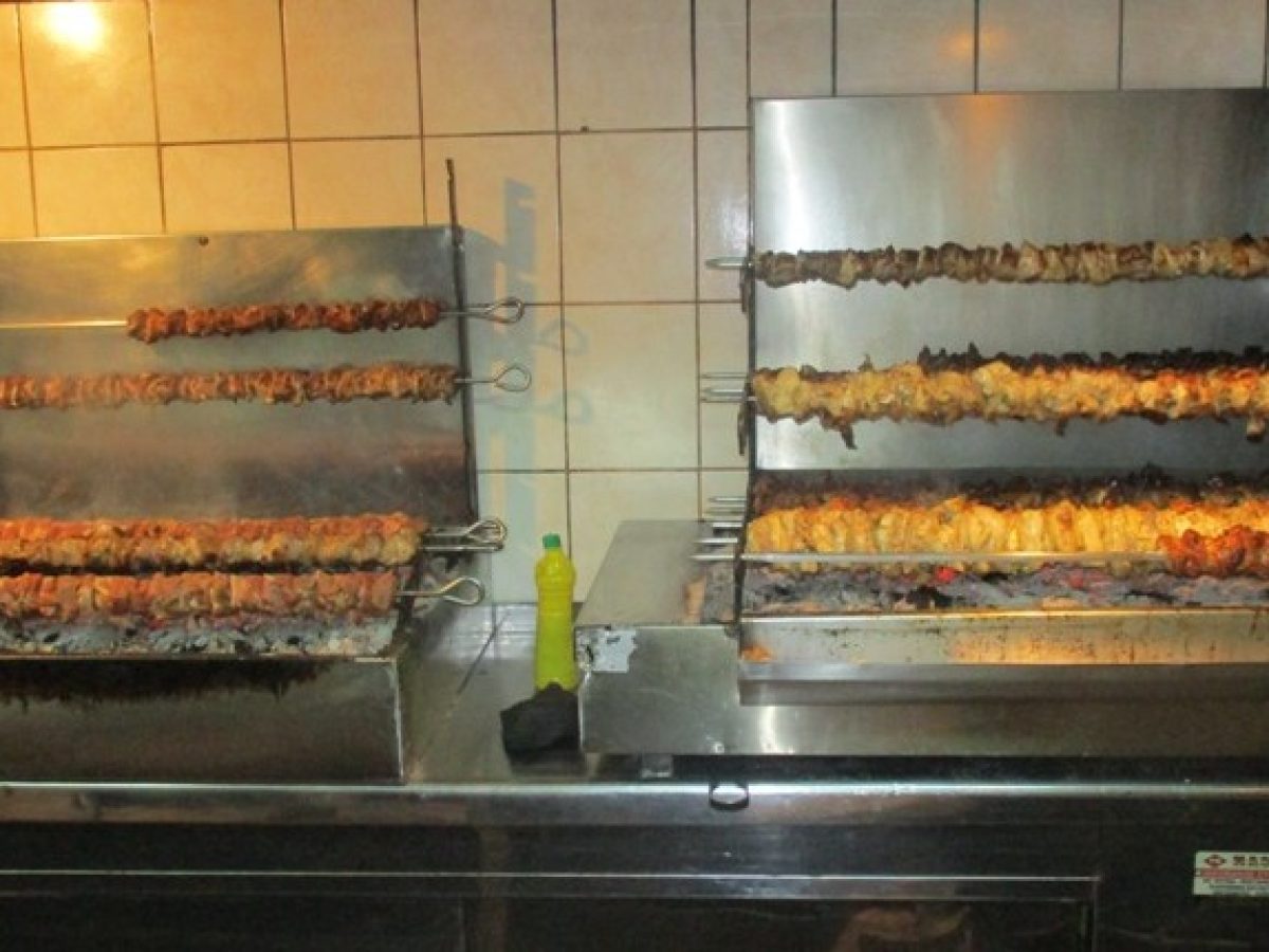 Ανοιχτό θα είναι σήμερα Κυριακή 28 Δεκεμβρίου, το κεμπαπάδικο Ταμπάκος