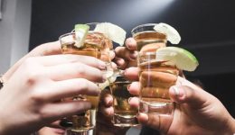 Αniliki-epinan-alkool-se-katastima