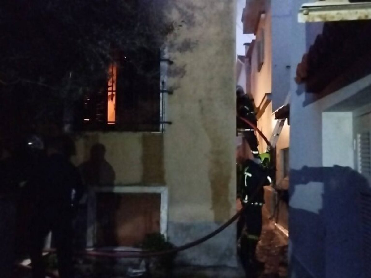 Ανθρώπινο δράμα πίσω από την πυρκαγιά σε σπίτι στη Μυτιλήνη
