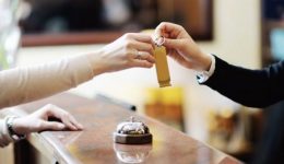 Αparadekti-kathisterisi-tis-katavolis-ton