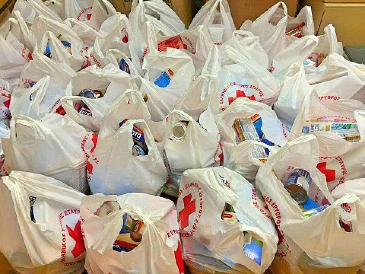 Από το Τμήμα Μυτιλήνης του Ελληνικού Ερυθρού Σταυρού τρόφιμα σε 170 ευάλωτες οικογένειες