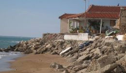 Αpokentromeni-diikisi-kritis-mpoulntozes-apo