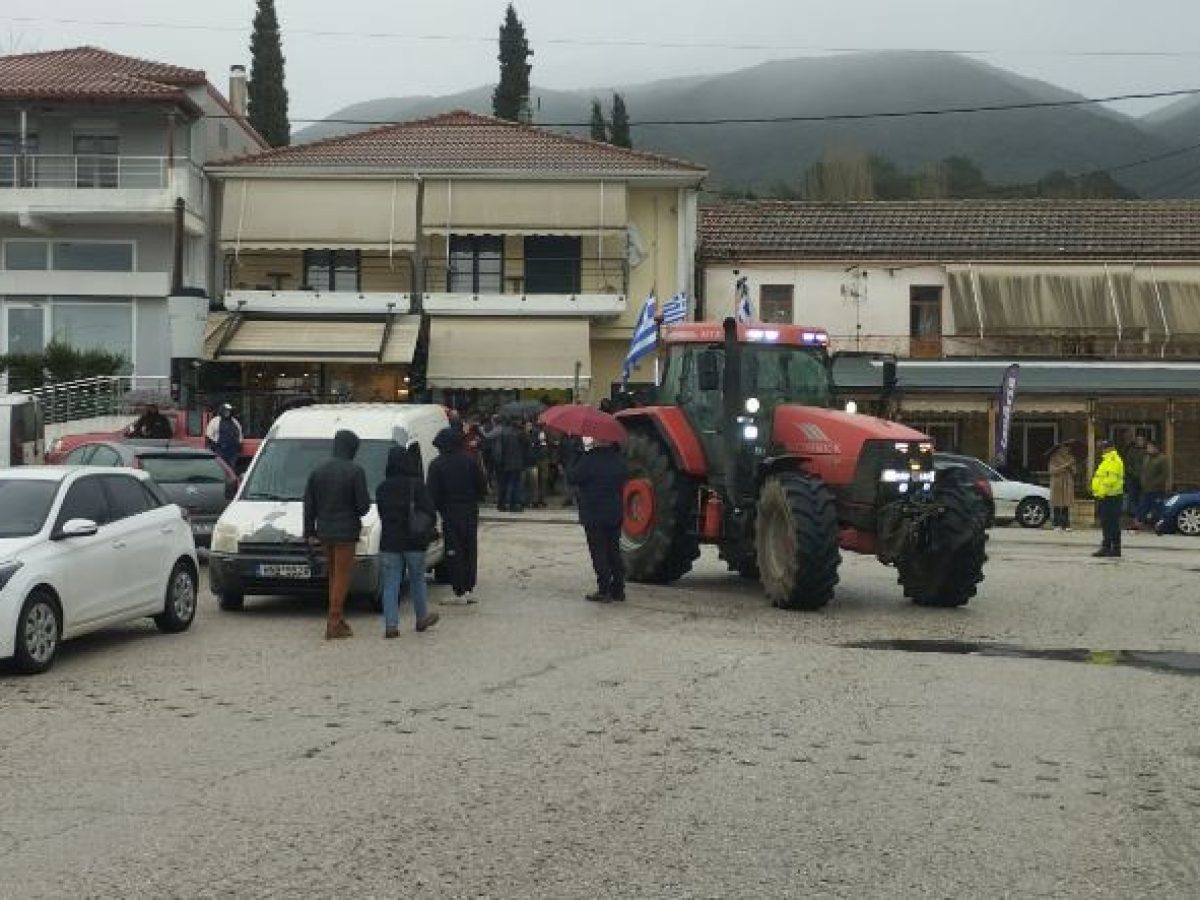 &Alpha;&gamma;&rho;ό&tau;&epsilon;&sigmaf; &kappa;&alpha;&iota; &kappa;&tau;&eta;&nu;&omicron;&tau;&rho;ό&phi;&omicron;&iota; &alpha;&pi;έ&kappa;&lambda;&epsilon;&iota;&sigma;&alpha;&nu; &tau;&eta;&nu; &Epsilon;&theta;&nu;&iota;&kappa;ή &pi;&rho;&omicron;&sigmaf; &Kappa;&alpha;&kappa;&alpha;&beta;&iota;ά &pi;&alpha;&rho;ά &tau;&alpha; &alpha;&sigma;&tau;&upsilon;&nu;&omicron;&mu;&iota;&kappa;ά &mu;&pi;&lambda;ό&kappa;&alpha;