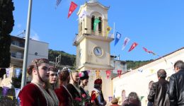 &Alpha;mfilochia-tima-ton-polioucho-tis