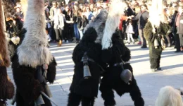 &Alpha;navionoun-i-&Alpha;rapides-sto-monastiraki