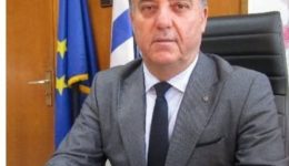 &Alpha;ntiperiferiarchis-pe-rodopis-manolis-tapatzas