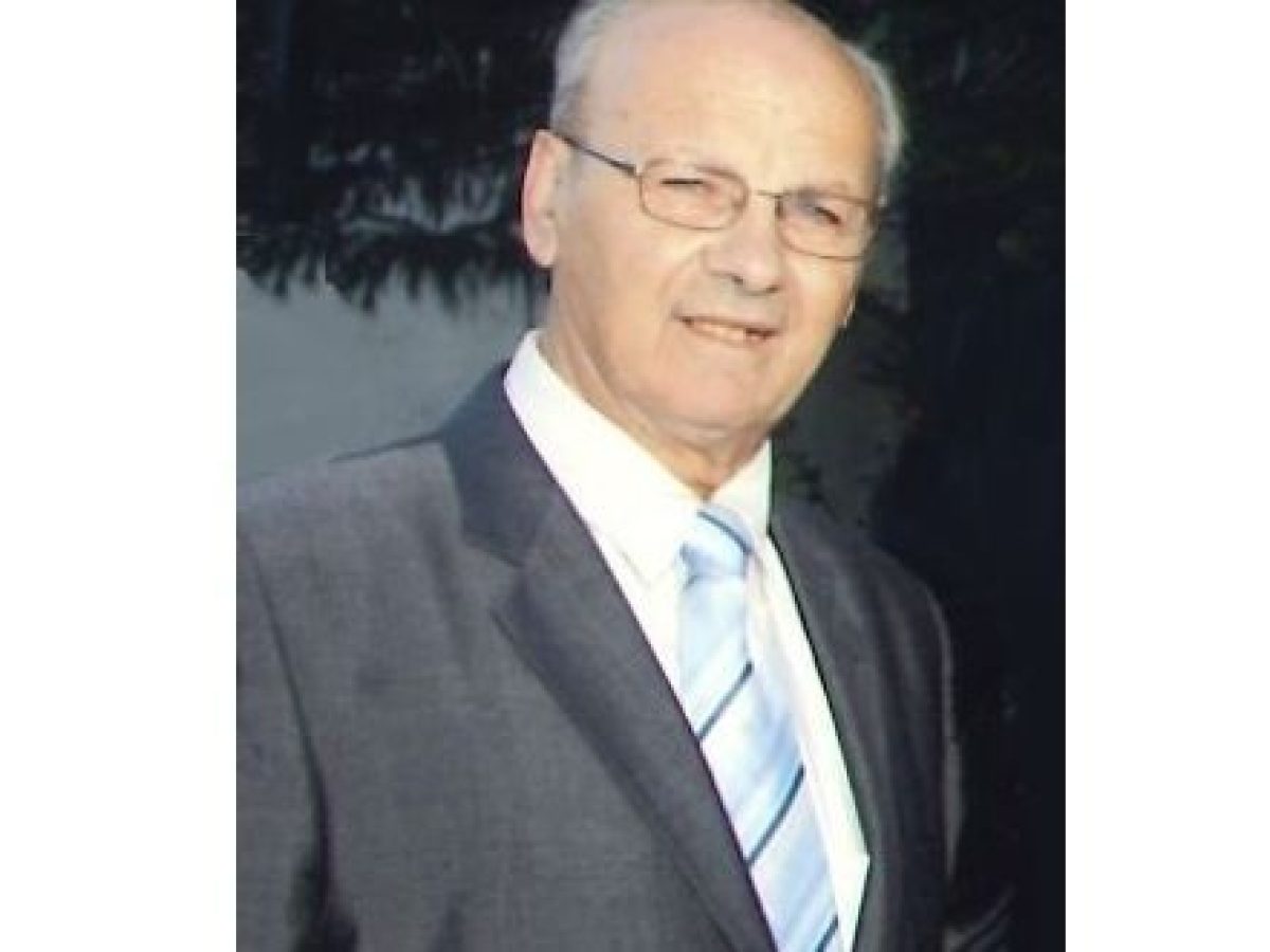 &Alpha;&pi;&epsilon;&beta;ί&omega;&sigma;&epsilon; &omicron; &Chi;&rho;ή&sigma;&tau;&omicron;&sigmaf; &Beta;. &Kappa;ό&gamma;&iota;&alpha;&sigmaf;